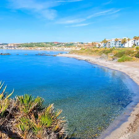 Door To The Sun - Happy Apartment