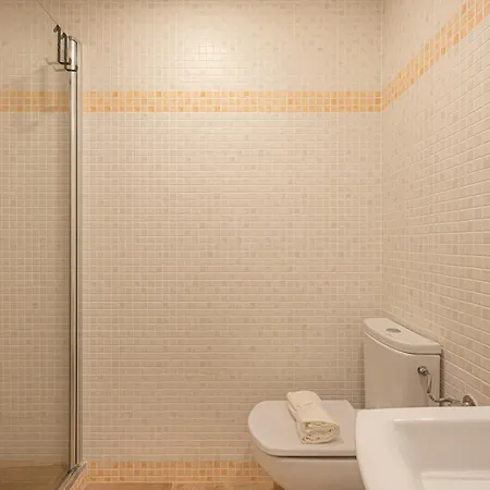Door To The Sun - Happy Apartman