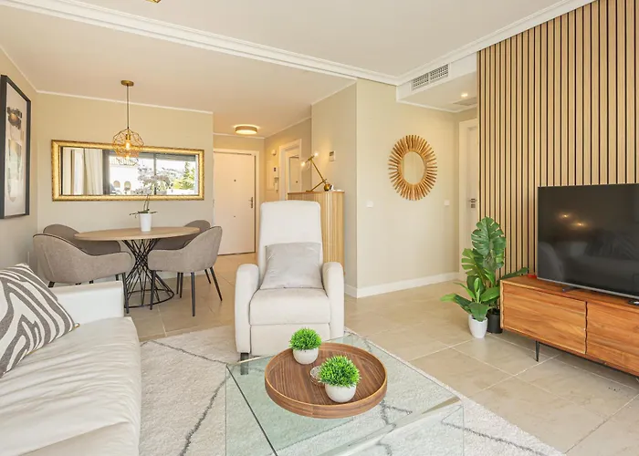 Door To The Sun - Happy Apartment